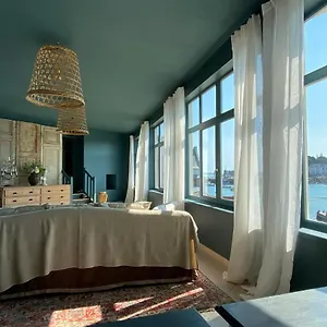 La Maison Du Grand Rocher Couette-café